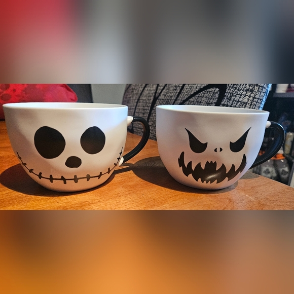 Set of 2 Black & White Halloween Mugs Skelly JACK Skellington Face Pumpkin - Picture 4 of 4